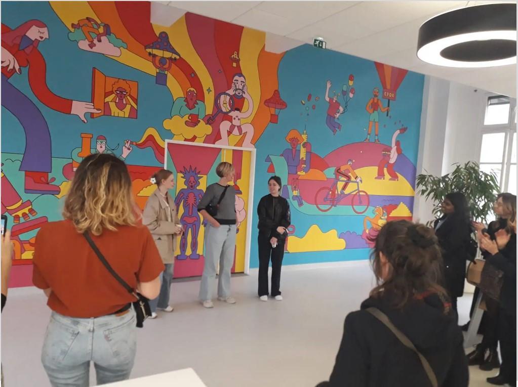 Une nouvelle fresque pour la salle de garde des internes de l’hôpital SainteAnne